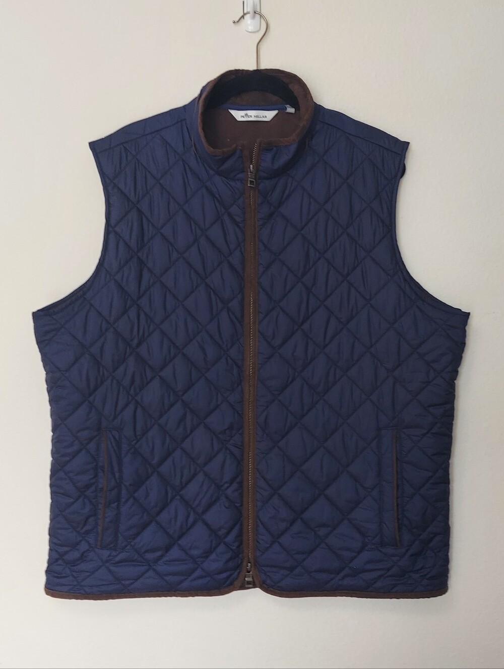 Peter Millar Essex Quilted Navy Vest with Brown Trim Size XL